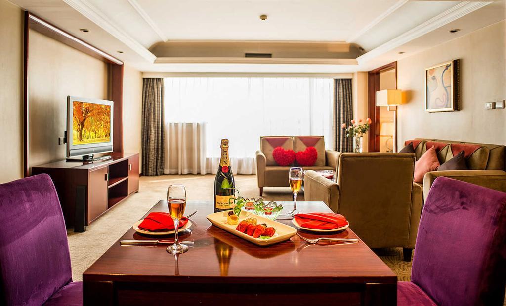 Shenyang Rich Gate Hotel Luaran gambar
