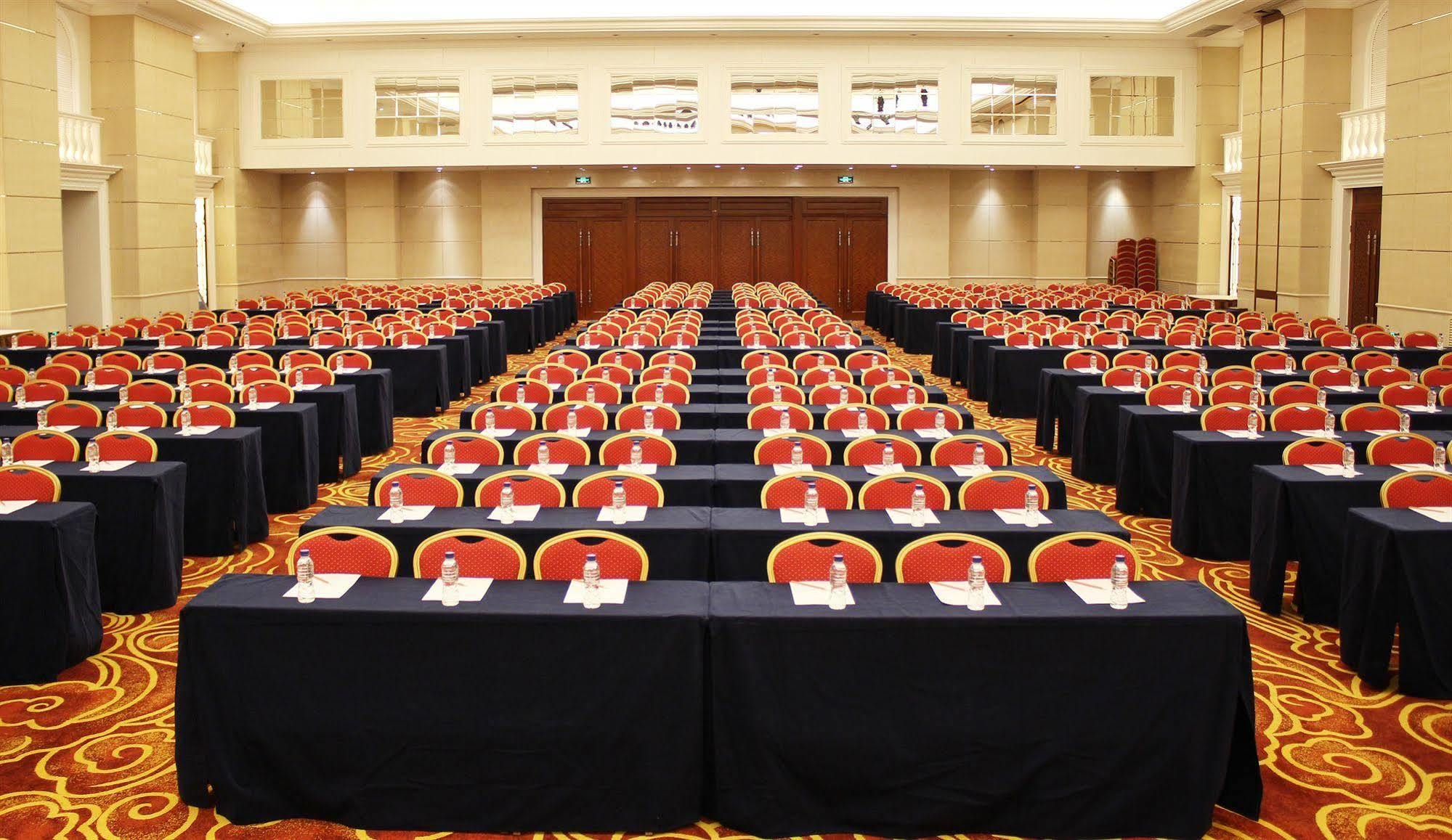 Shenyang Rich Gate Hotel Luaran gambar